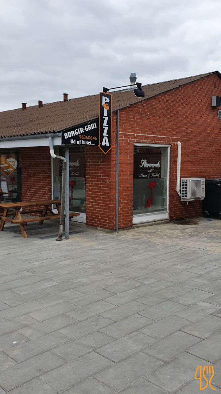 Storvorde Pizza Og Kebab, Udenfor