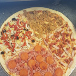 Deluxe Pizza Grill Mad