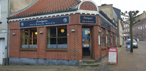 Cafe Adelgade Udenfor