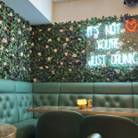 Cafe Min Olivia Mad