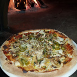 Casa De La Pizza Udenfor