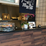 Zen Sushi Udenfor
