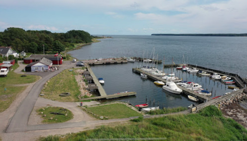 Haarboelle Havne Hoeker Udenfor