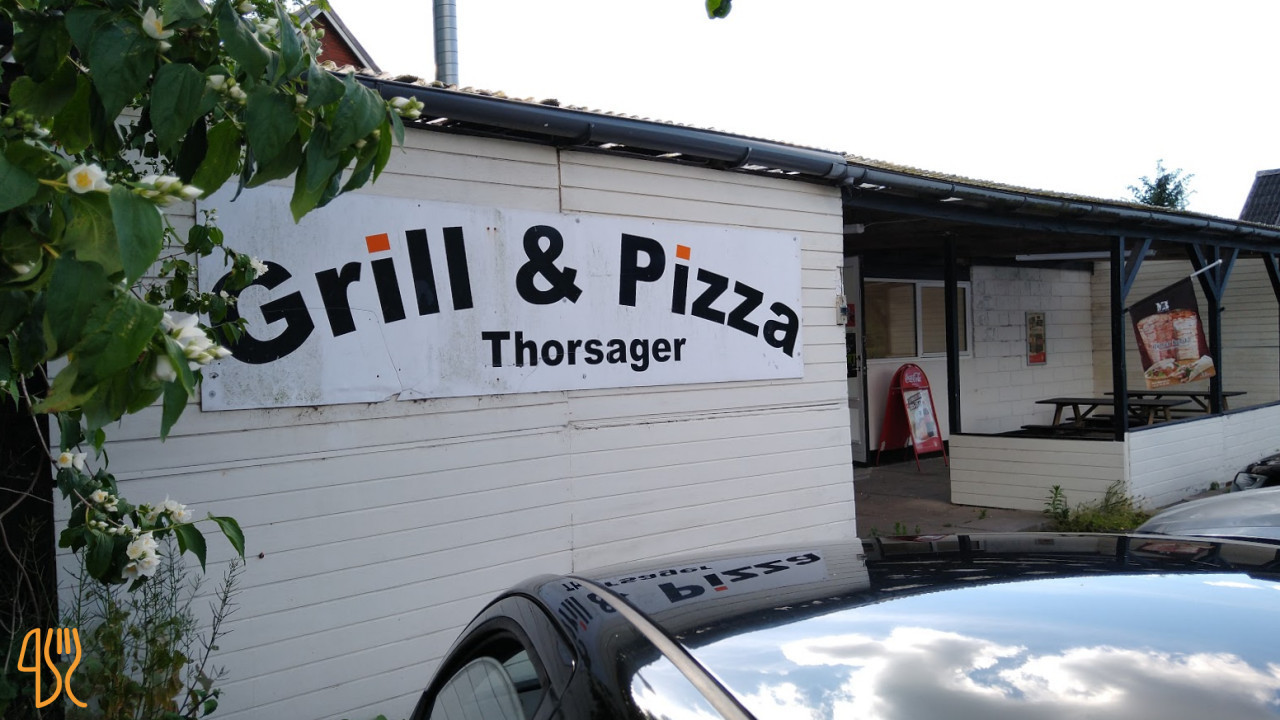 Thorsager Grill Pizza Udenfor