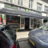 Crazy Chicken Udenfor