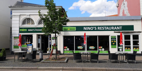 Ninos Pizza Udenfor