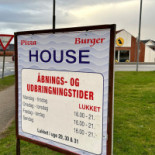 Pizza Og Burgerhouse Udenfor