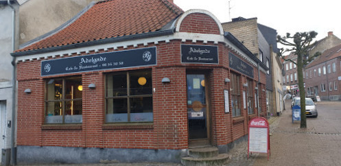Cafe Adelgade Udenfor