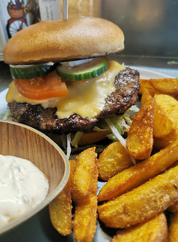 Diva Mad
