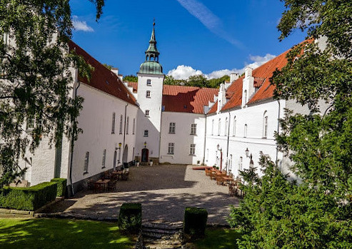 Kokkedal Slot Udenfor