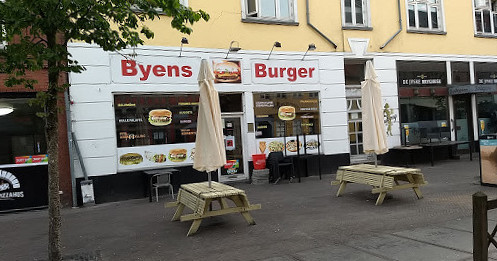 Byens Burger Udenfor