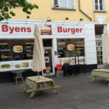 Byens Burger Udenfor