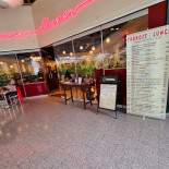 Chinese Corner Inde