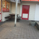 Pizza Og Burgerhouse Udenfor
