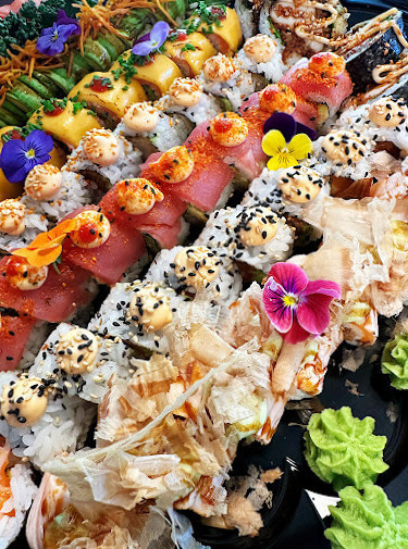 Raw N' Rice Udenfor