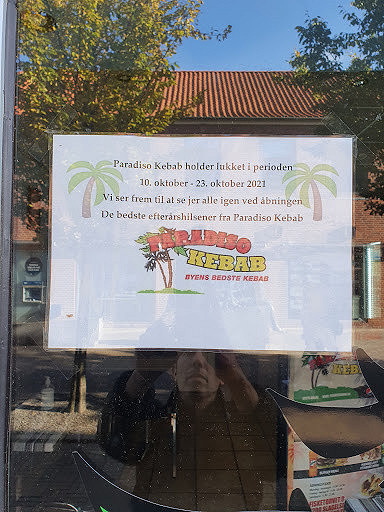 Paradiso Kebab Udenfor
