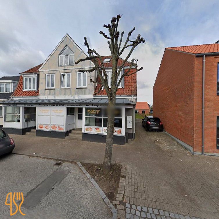 Nr. Aaby Pizza Udenfor