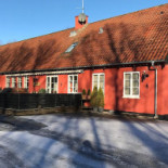 Skovhus Udenfor
