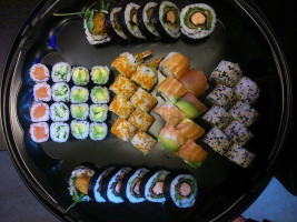 Happy Sushi food