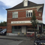 Pizze Di Napo Udenfor
