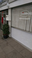 Kikko I/s outside