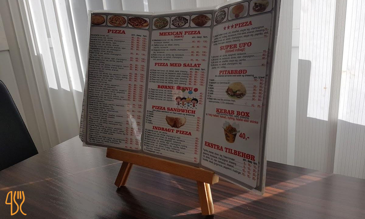 Super Pizza Menu