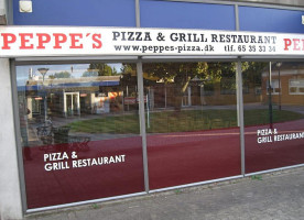 Peppes Pizza Grill V/oender Kacar outside