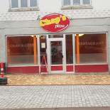 Chap's Pizza Udenfor