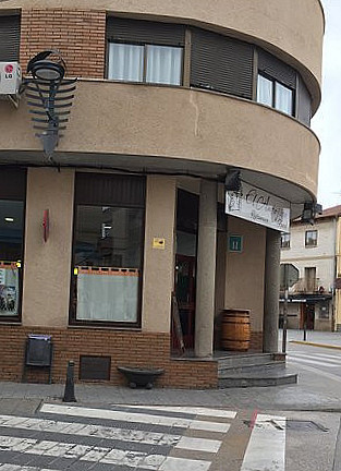 Cafe Solo Udenfor