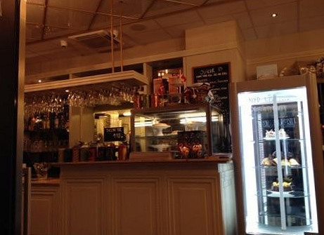 Cafe Peace Udenfor