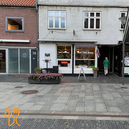 Thaifoodhome Udenfor