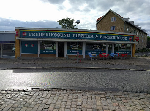 Orient Pizza Udenfor