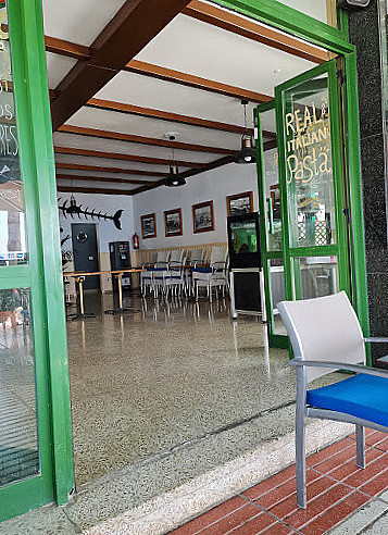 Cafe Larsen Udenfor