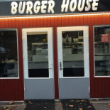 Burger House Grill Pizza Udenfor