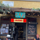 Amici Miei Udenfor