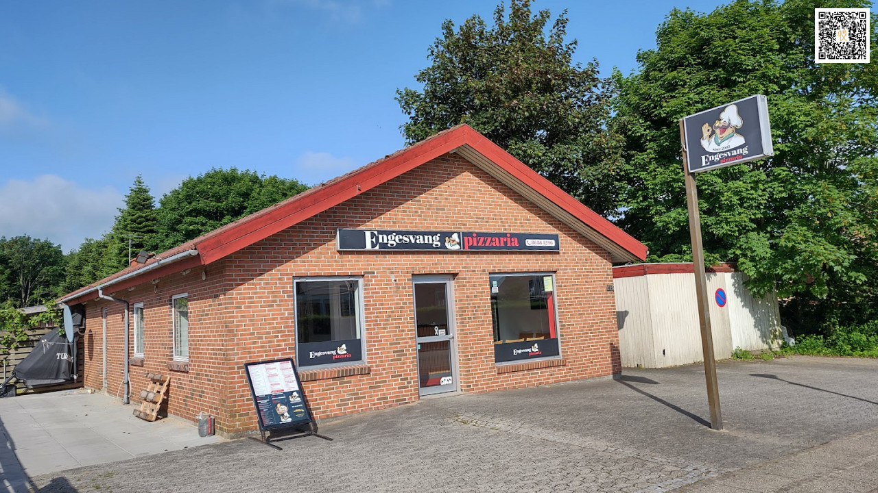 Engesvang Pizza Udenfor