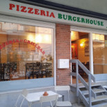 Pizzaria Burgerhouse Udenfor