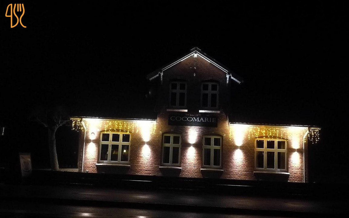 Cocomarie Bistro Cafe Udenfor