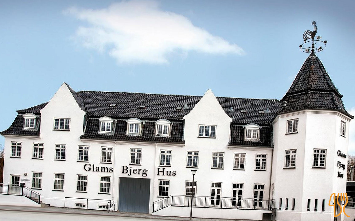 Glamsbjerghus Udenfor