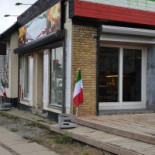 Gastronomia D' Italiana Udenfor