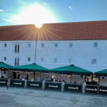 Steenbergs Brasserie Udenfor