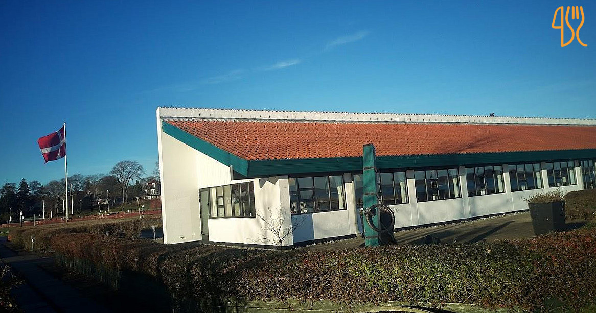 Marinaen Udenfor