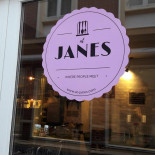 At Janes Udenfor