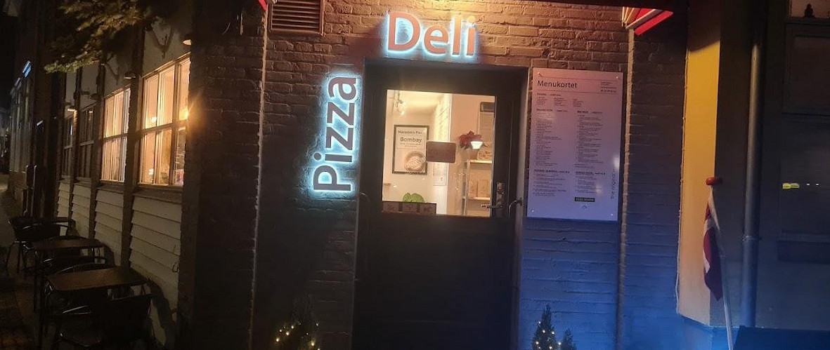 Pizza Deli Nexø Udenfor