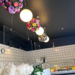 Ler Thai Take Away Udenfor