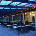 Cafe Frost Udenfor