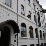 Raadhuskaelderen Udenfor