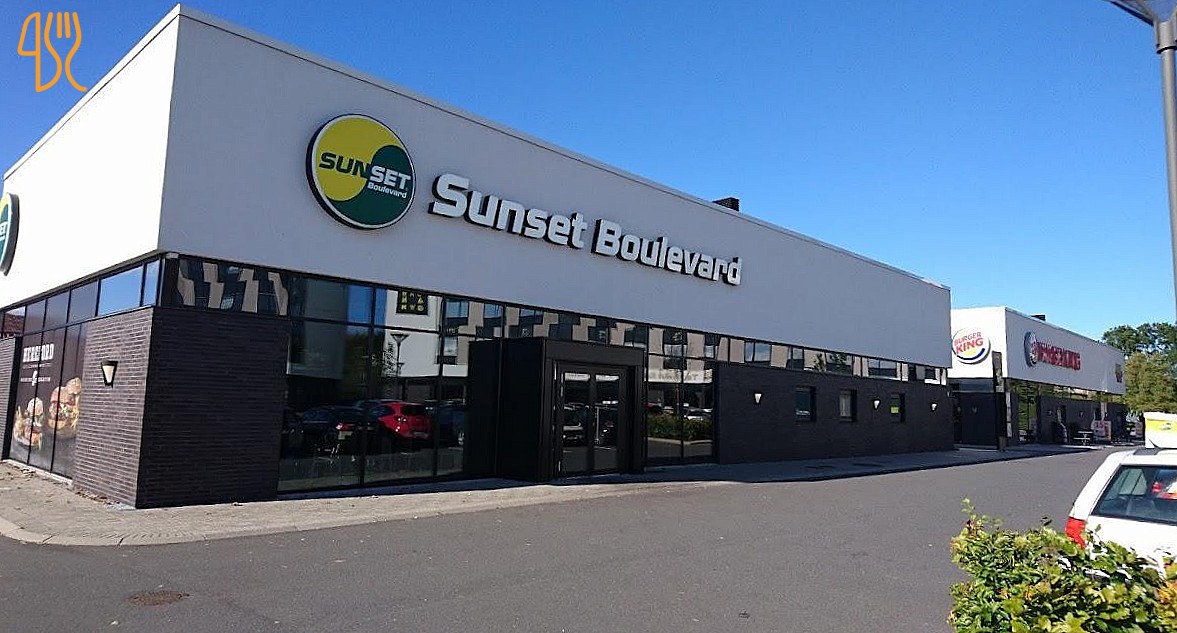 Sunset Boulevard Udenfor