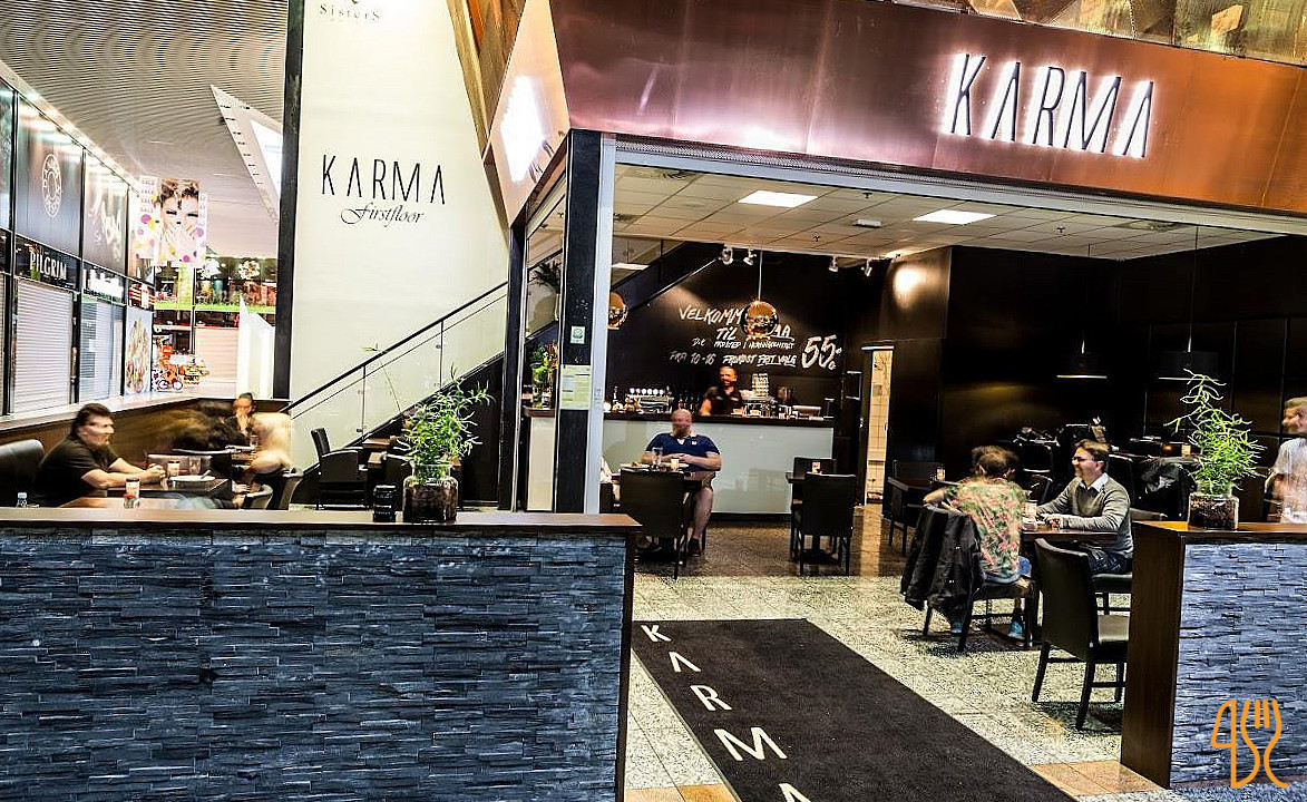 Cafe Karma Herningcentret Udenfor