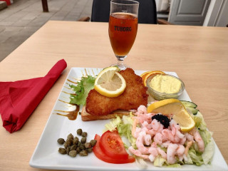 Café Adele
